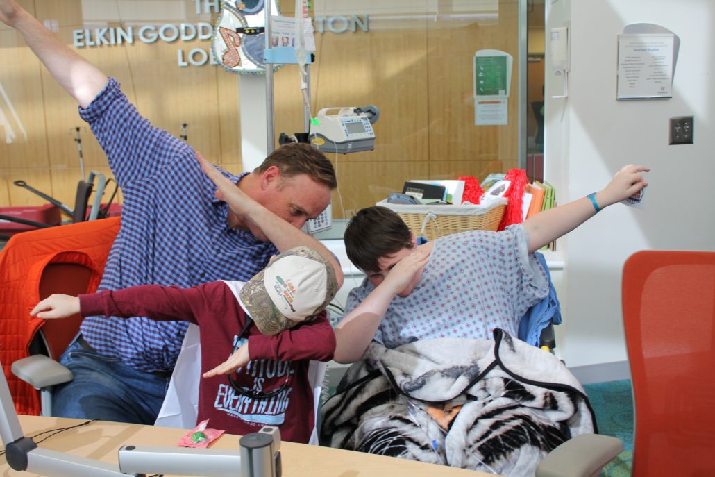 Comedian, Matt Iseman Visits Children’s Healthcare of Atlanta! Comedian, Matt Iseman Visits Children’s Healthcare of Atlanta!